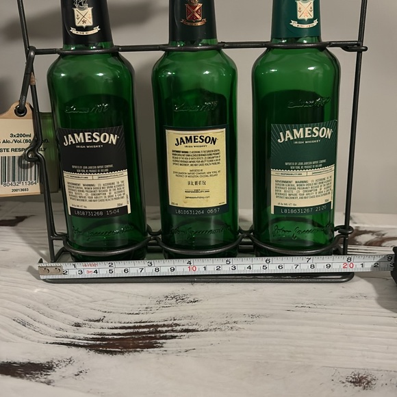 SOLD!! Empty Jameson Triology Gift Pack Triple Sampler & Decorative Carry Holder - Picture 15 of 15